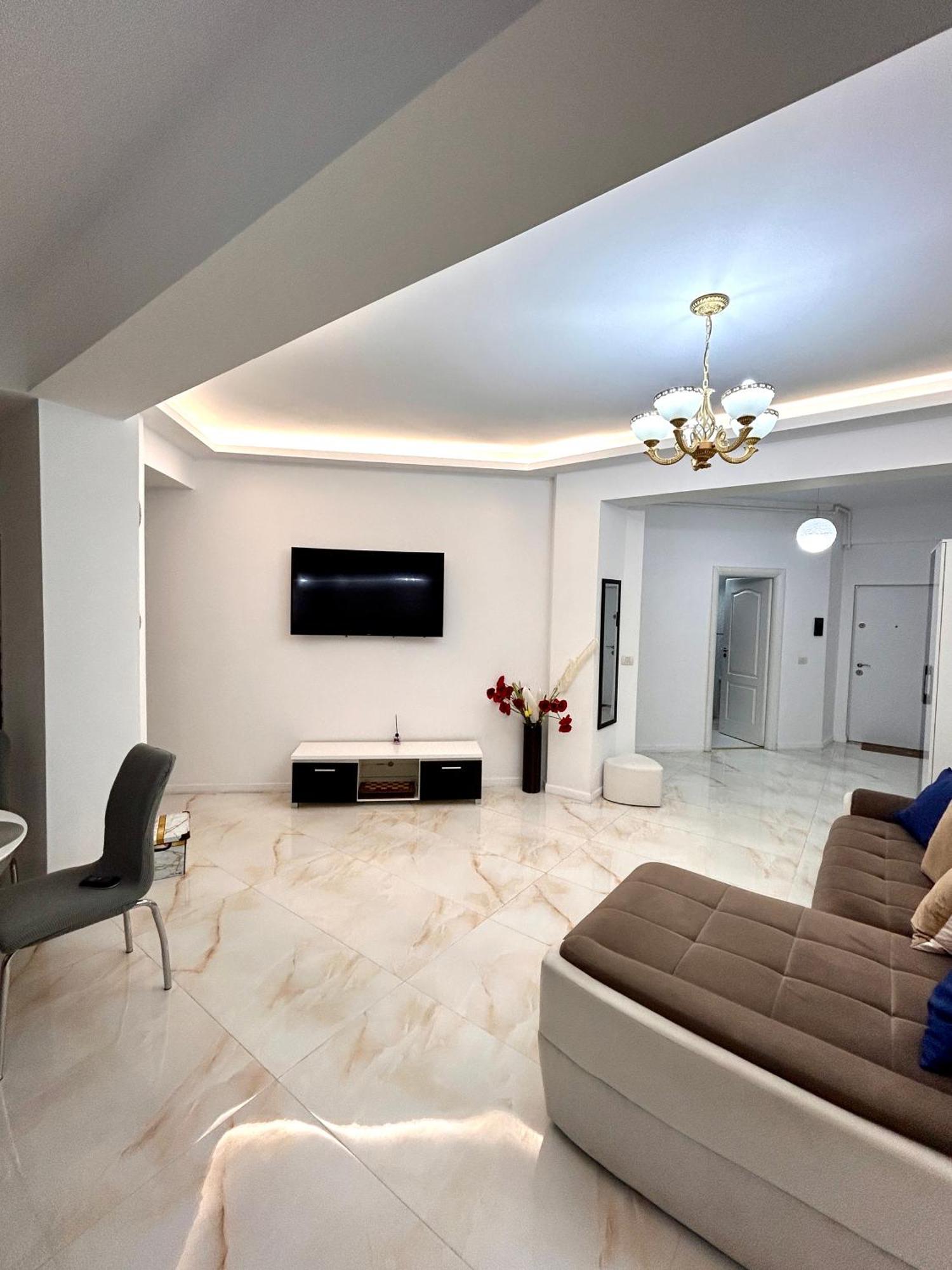 Ferienwohnung Apartament George Năvodari Exterior foto